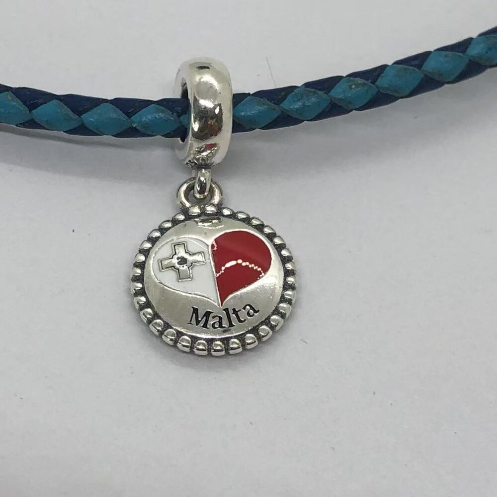 ✨✨Pandora Malta Country Flag Exclusive Dangle charm